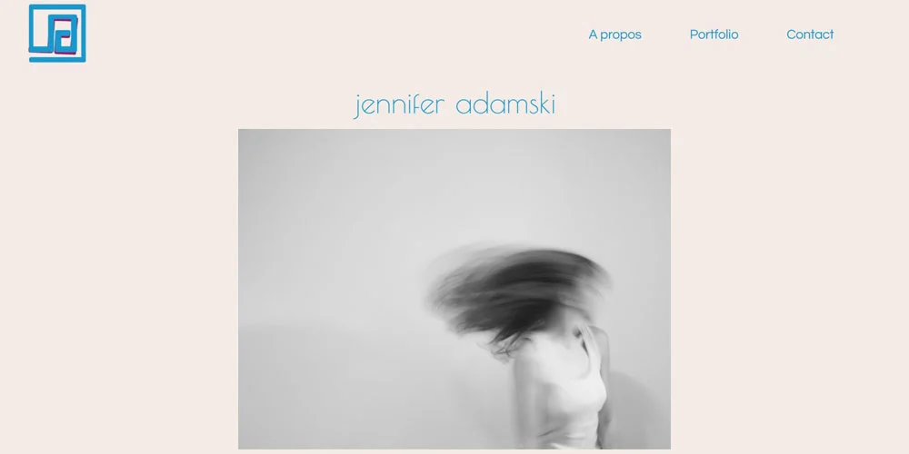 Page d'accueil de la v3.5 du site jenniferadamski.fr